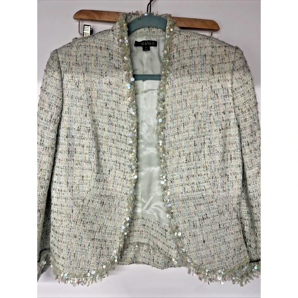 Tahari 2 Pc Boucle Tweed Skirt Suit Set Size 12 Sequin Trim Pastel Career - Picture 2 of 16